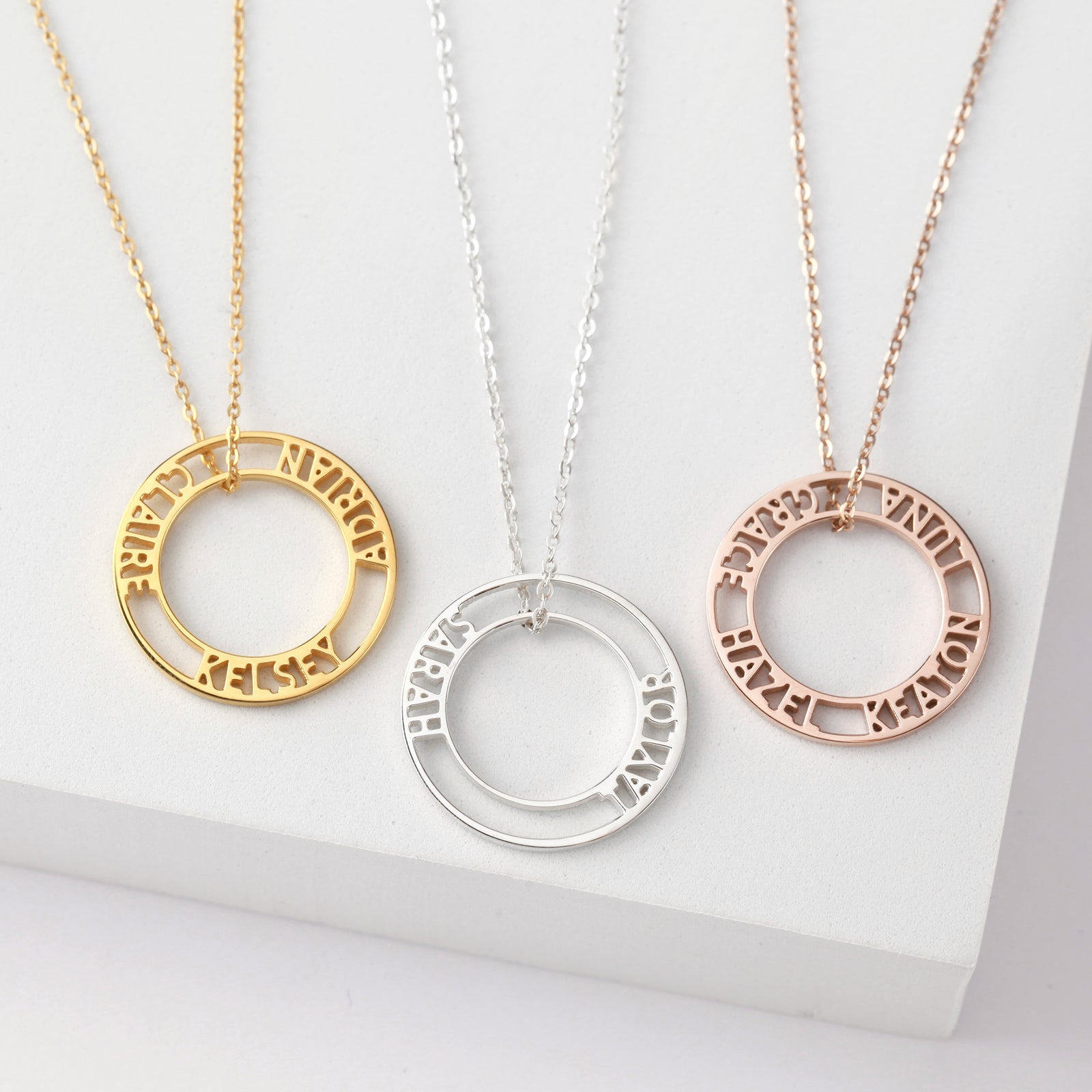 Circle of Love for Mom